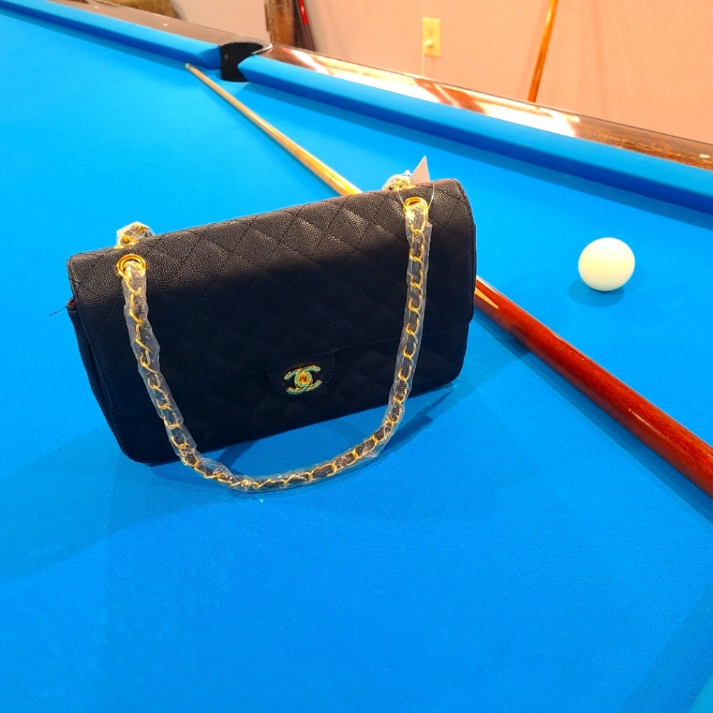 Large Crossbody - Picture 6 of 6